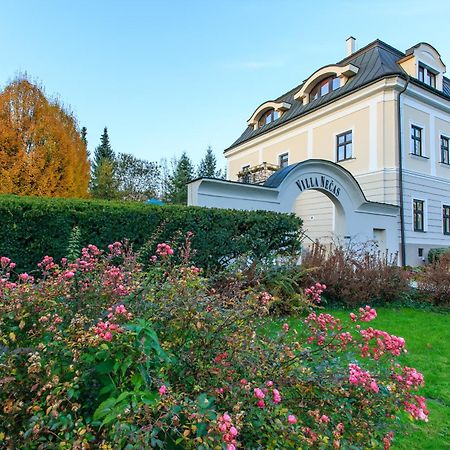 Hotel Villa Necas Zilina Bagian luar foto