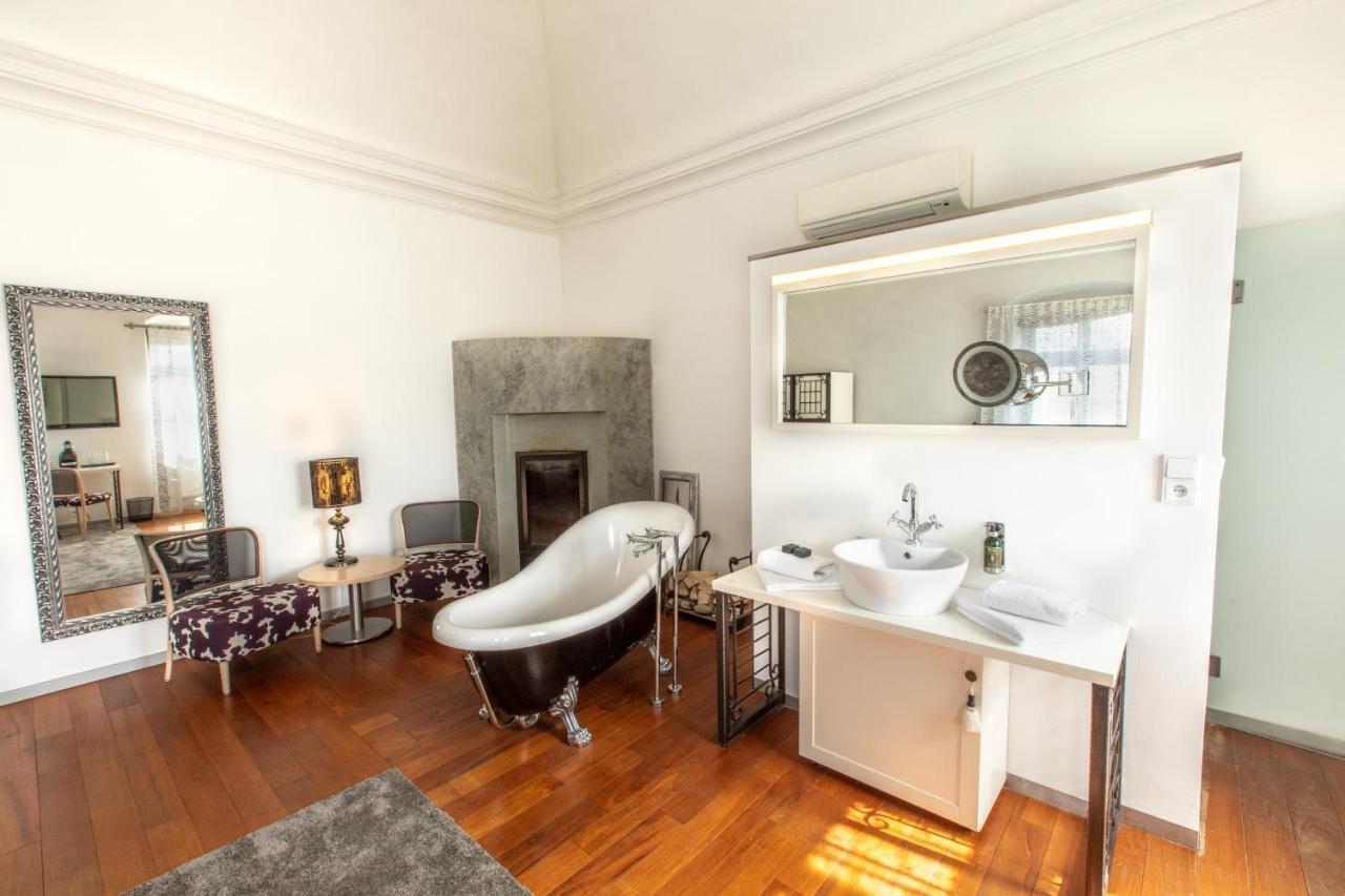 Hotel Villa Necas Zilina Bagian luar foto