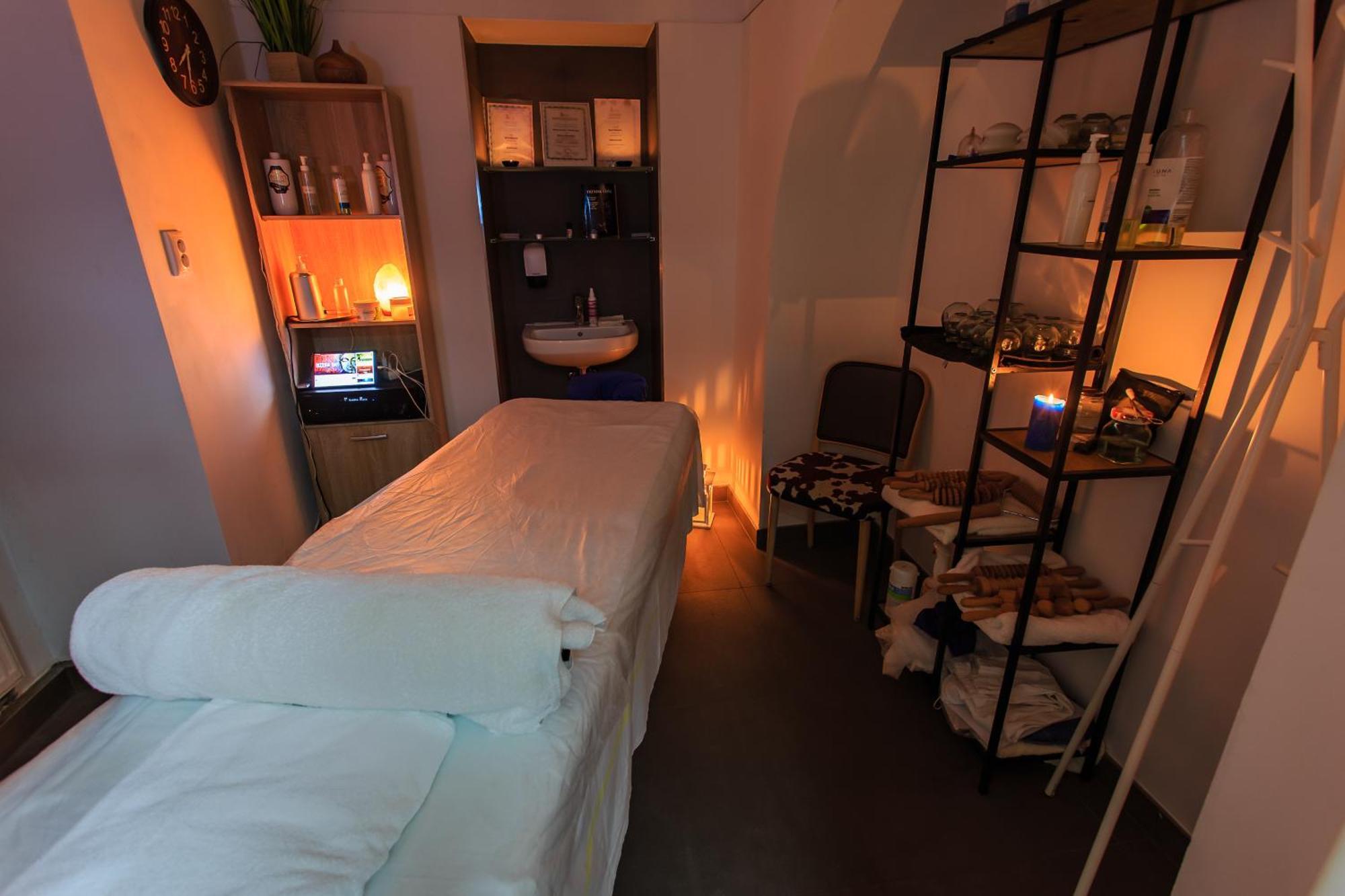 Hotel Villa Necas Zilina Bagian luar foto