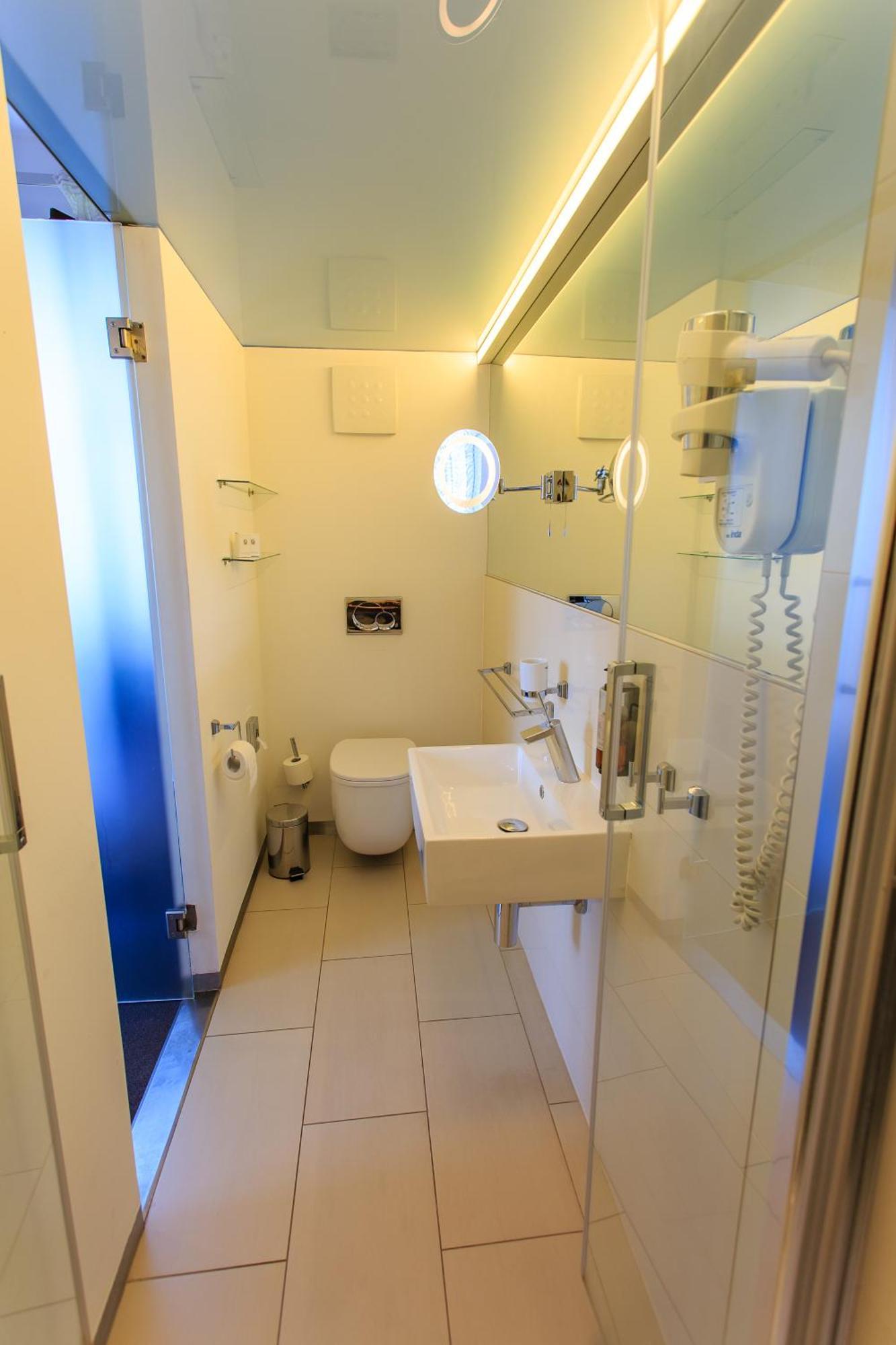 Hotel Villa Necas Zilina Bagian luar foto