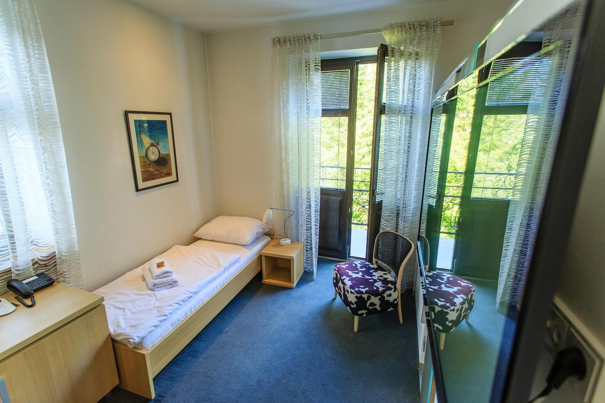 Hotel Villa Necas Zilina Bagian luar foto
