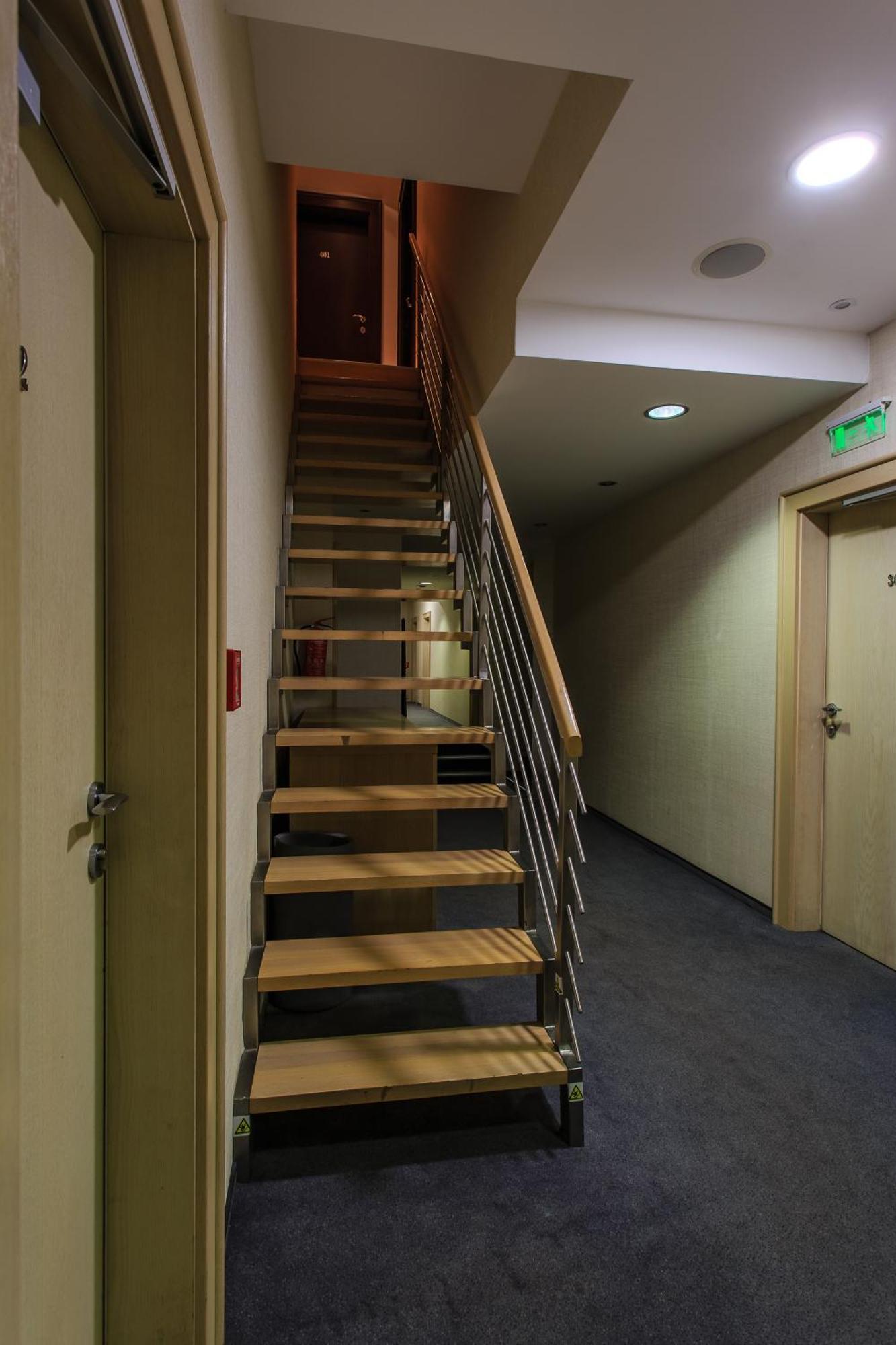 Hotel Villa Necas Zilina Bagian luar foto